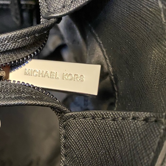 Michael KORS MK Monogrammed signature large tote bag excellent condition clean - Picture 4 of 8